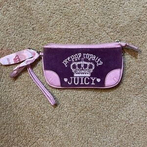 Juicy Couture wristlet